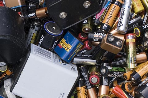 旧电瓶回收价,深圳动力电池回收,回收废弃锂电池